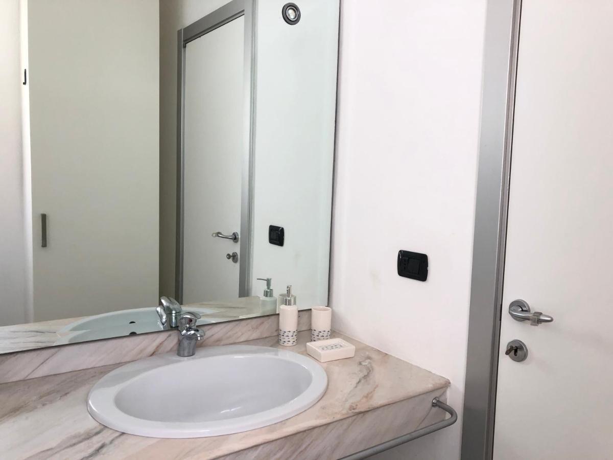 Camelia Apartment Brindisi Extérieur photo